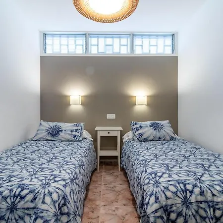 Flatguest El Morro * Beach * Terrace * Pool *