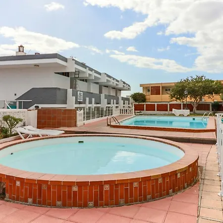 Flatguest El Morro * Beach * Terrace * Pool *